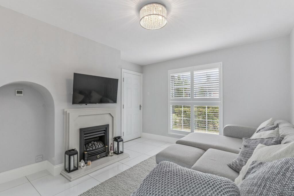 Additional image 15 of Knightsfield, Welwyn Garden City, Hertfordshire, AL8 7JE