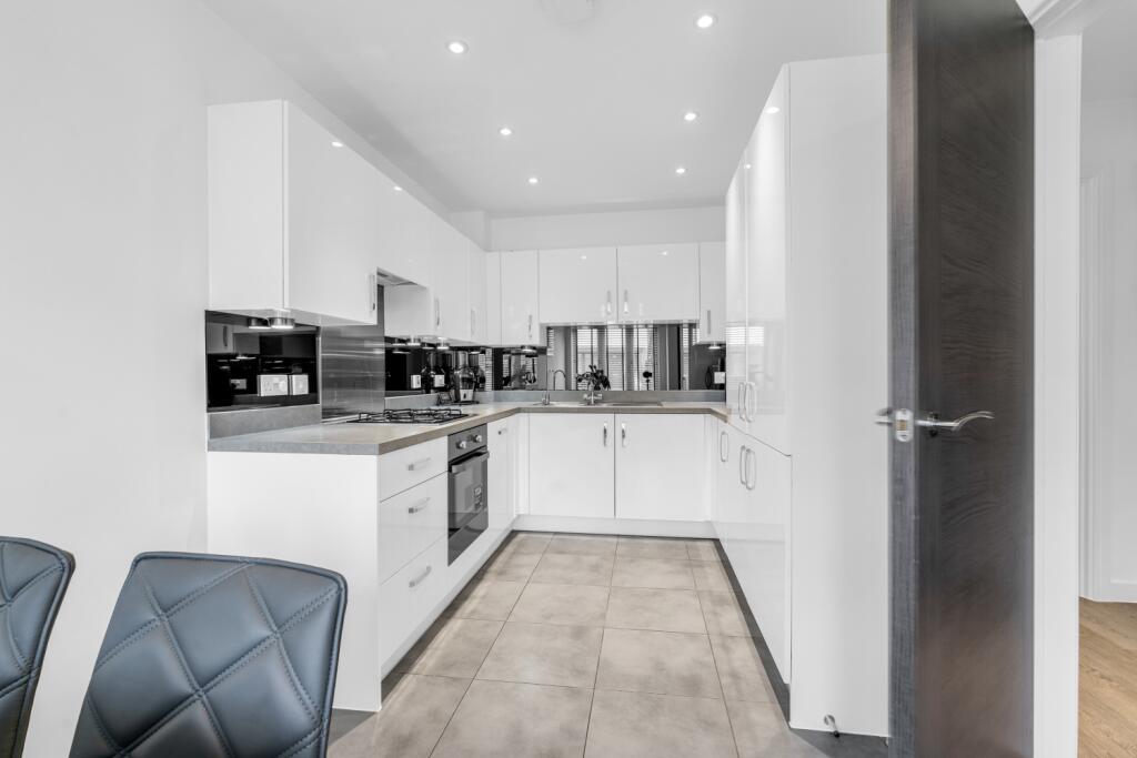 Additional image 4 of Queens Avenue, Welwyn Garden City, Hertfordshire, AL7