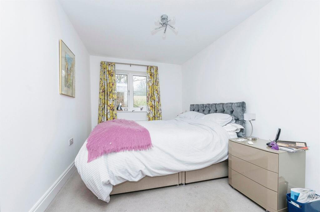 Additional image 7 of Salix Close, Welwyn