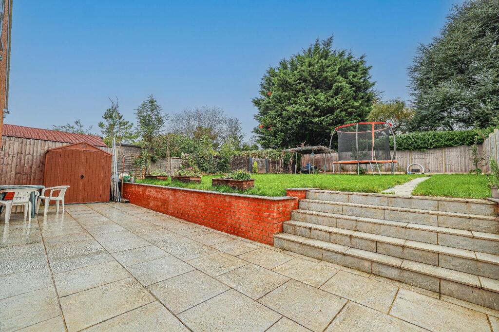 Additional image 24 of Grove Road, Harpenden, AL5