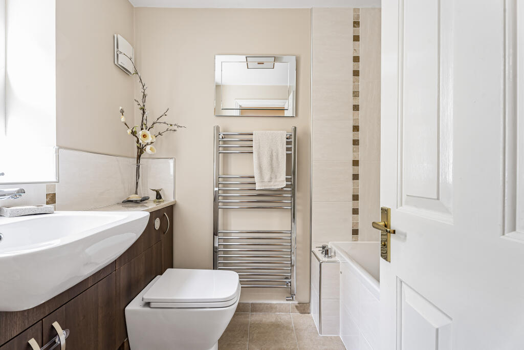 Additional image 8 of St Barts Close, St Albans, AL4