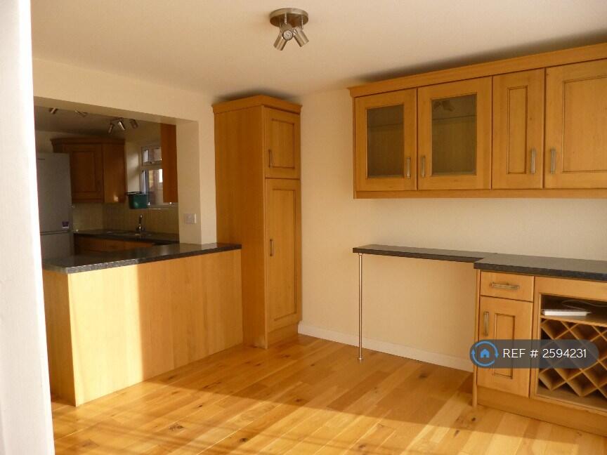 Additional image 7 of Grove Avenue, Harpenden, AL5