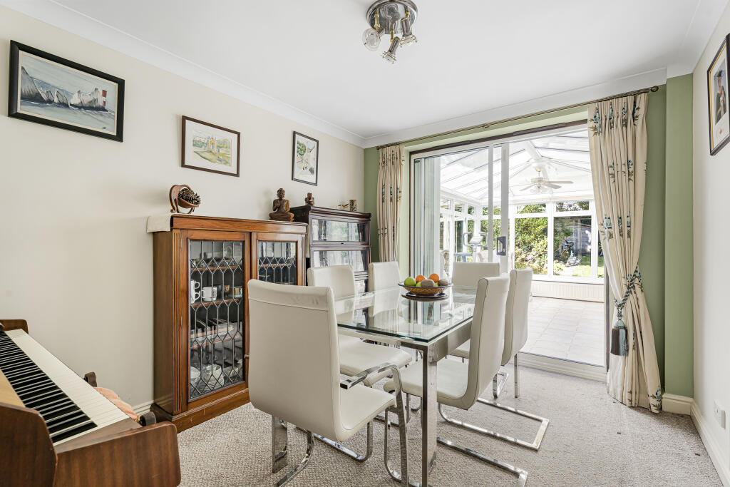 Additional image 18 of St Barts Close, St Albans, AL4