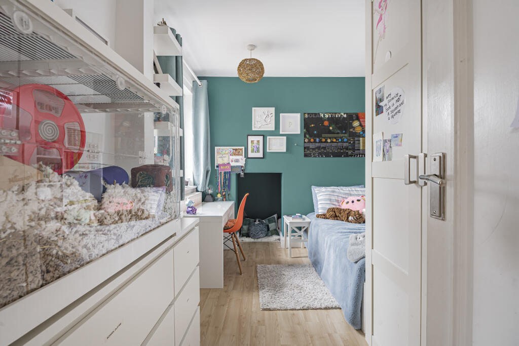 Additional image 10 of Springfield Crescent, Harpenden, AL5