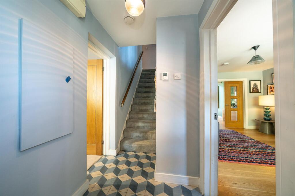 Additional image 11 of Windmill Avenue, St. Albans