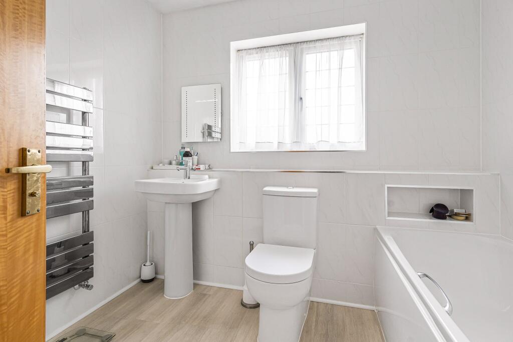 Additional image 18 of Wyton, Welwyn Garden City, AL7