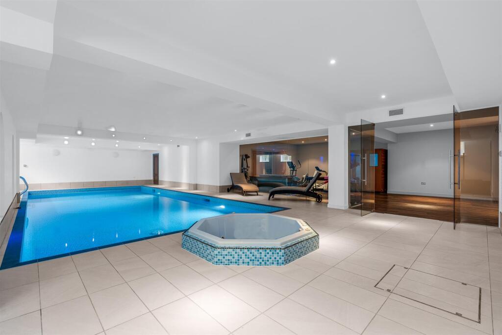 Additional image 21 of Harmer Green Lane, Welwyn