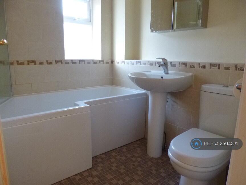 Additional image 15 of Grove Avenue, Harpenden, AL5