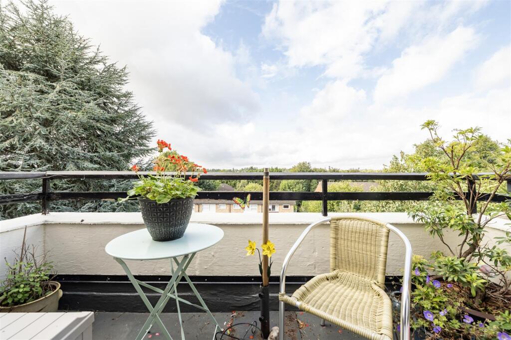 Additional image 9 of Milton Road, Harpenden