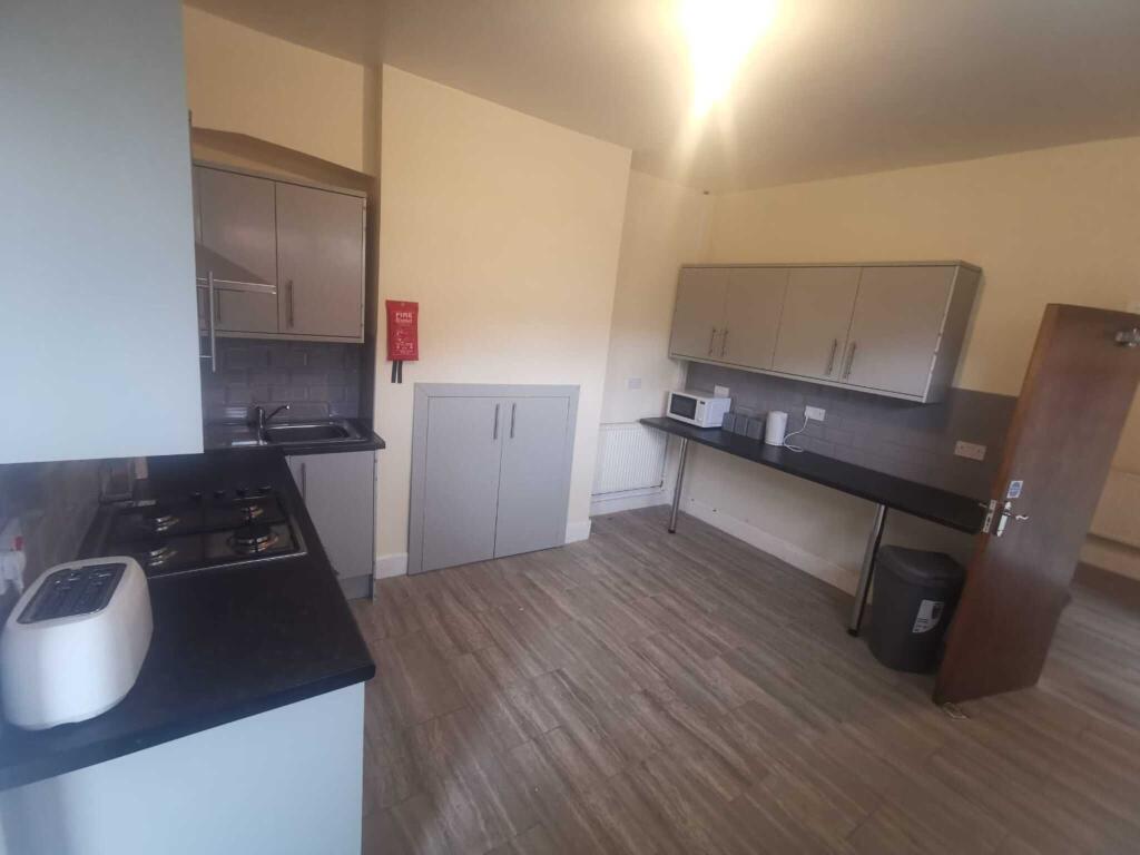 Additional image 3 of Room available - Showell Green Lane, Sparkhill, B11