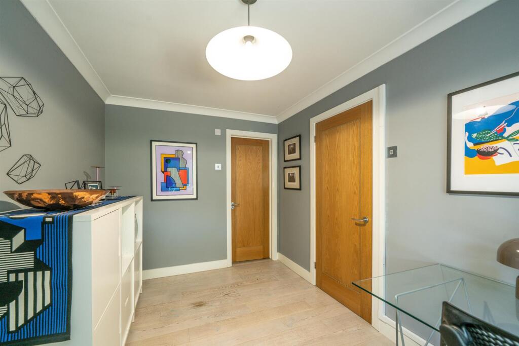 Additional image 16 of Windmill Avenue, St. Albans