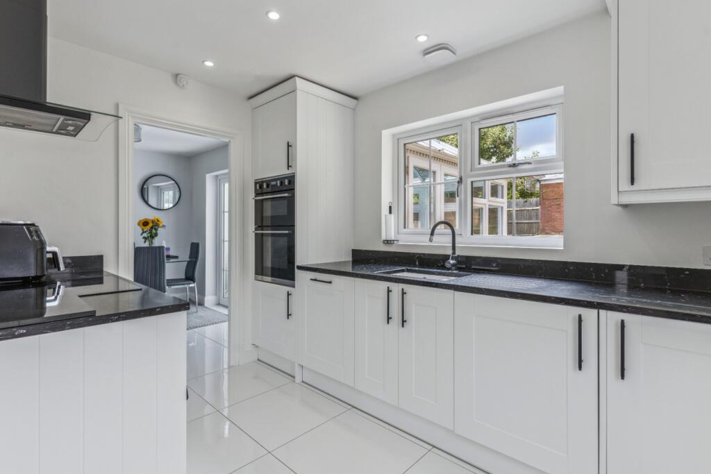 Additional image 7 of Knightsfield, Welwyn Garden City, Hertfordshire, AL8 7JE