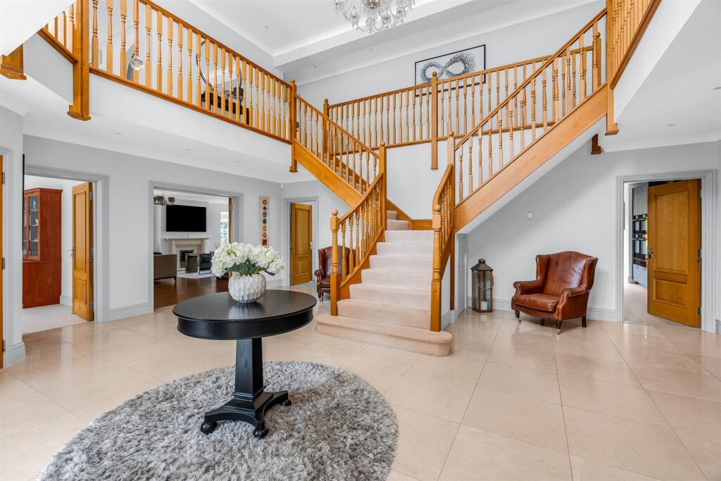 Additional image 6 of Harmer Green Lane, Welwyn