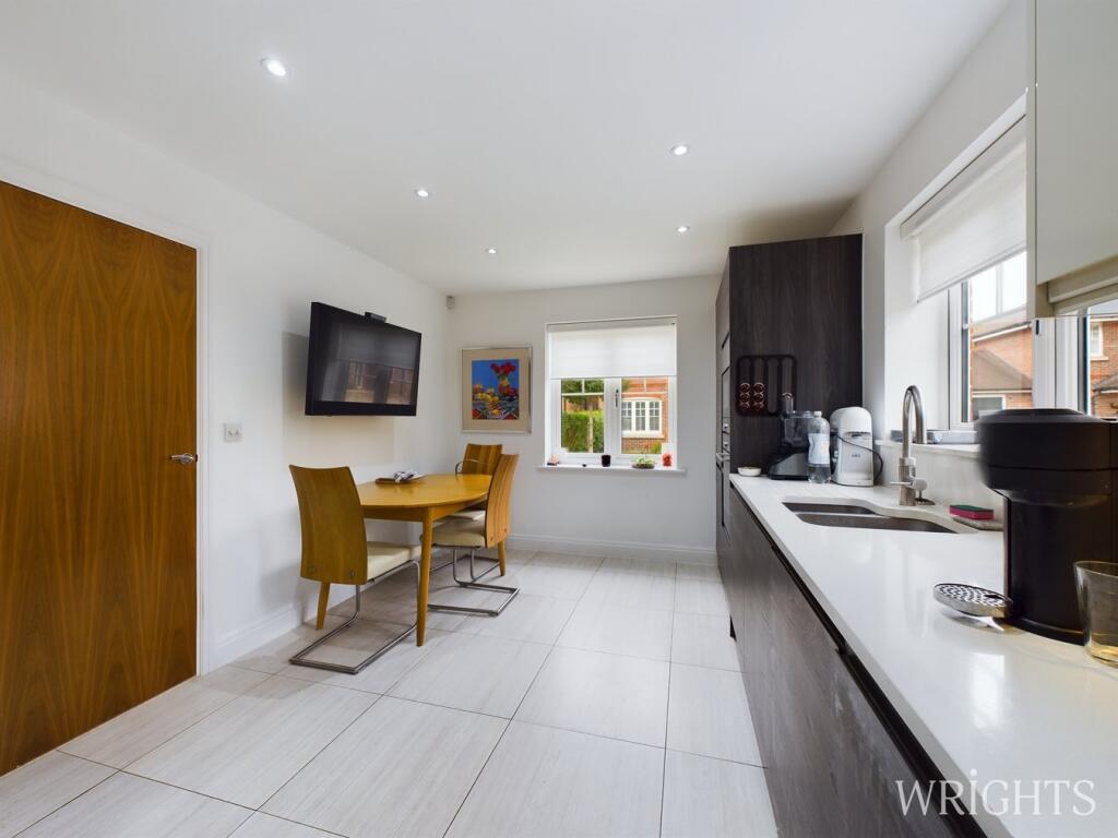 Additional image 18 of Salix Close, Welwyn, AL6