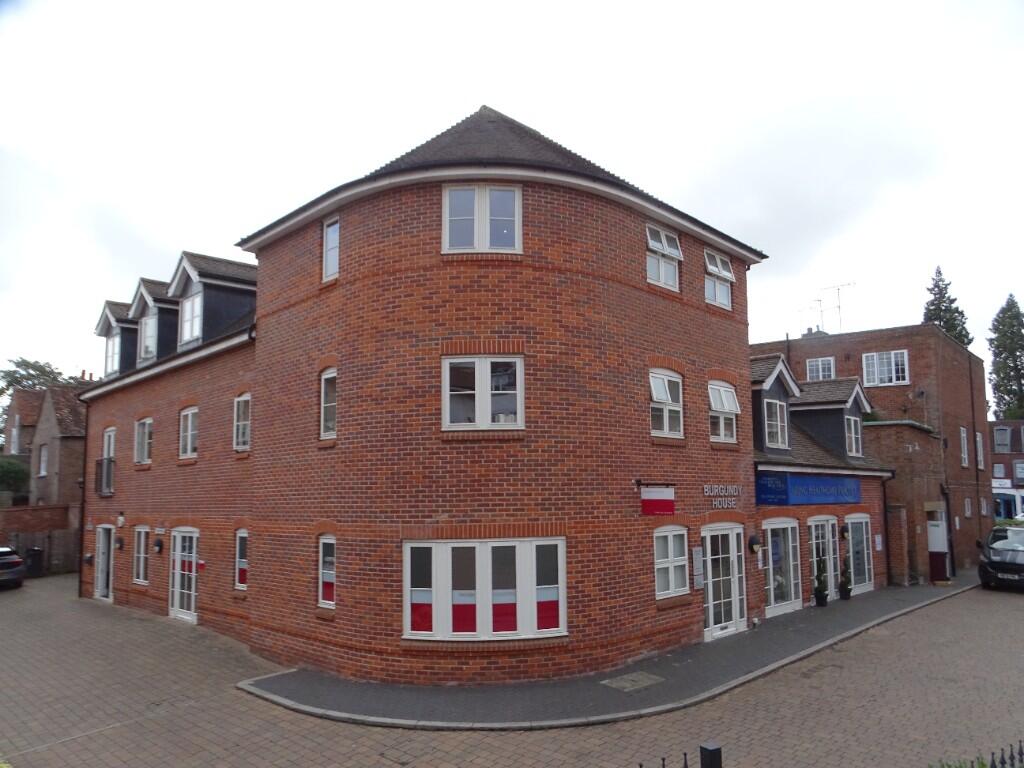 房产图片 4 - 伯甘迪大厦，24 The Foresters，哈普登，赫特福德郡，AL5