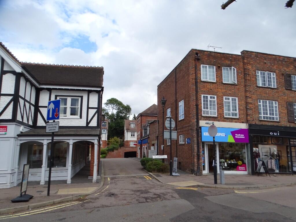 房产图片 7 - 伯甘迪大厦，24 The Foresters，哈普登，赫特福德郡，AL5