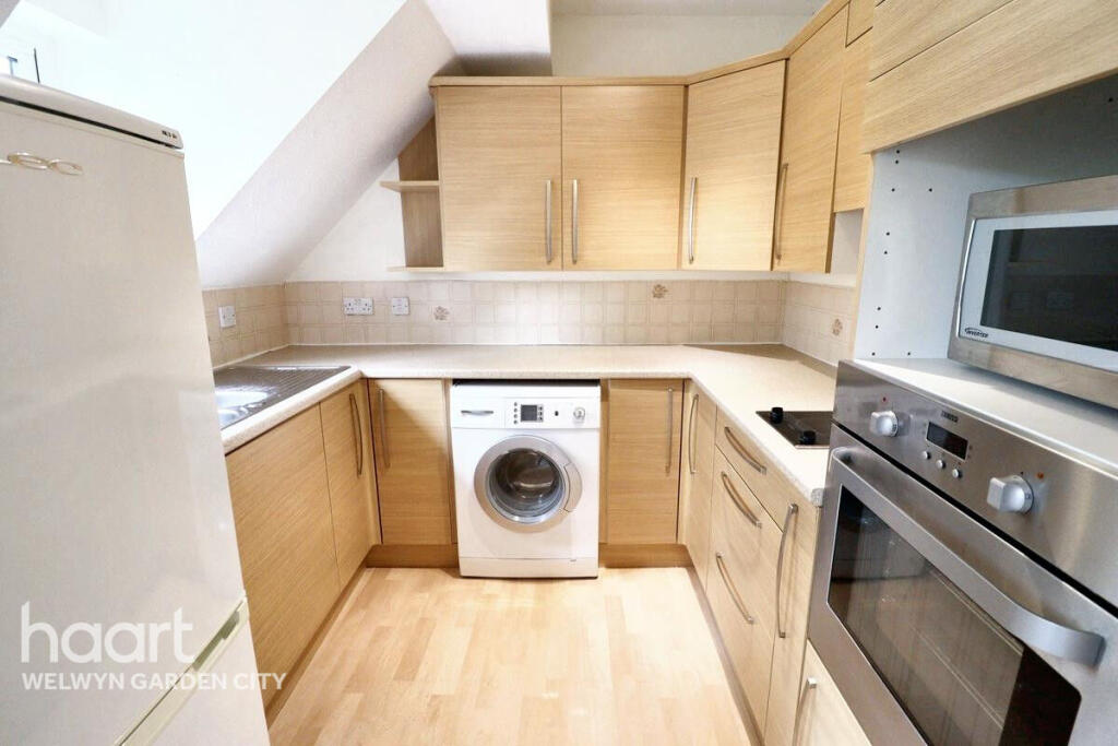 Additional image 4 of Barnside Court, Welwyn Garden City