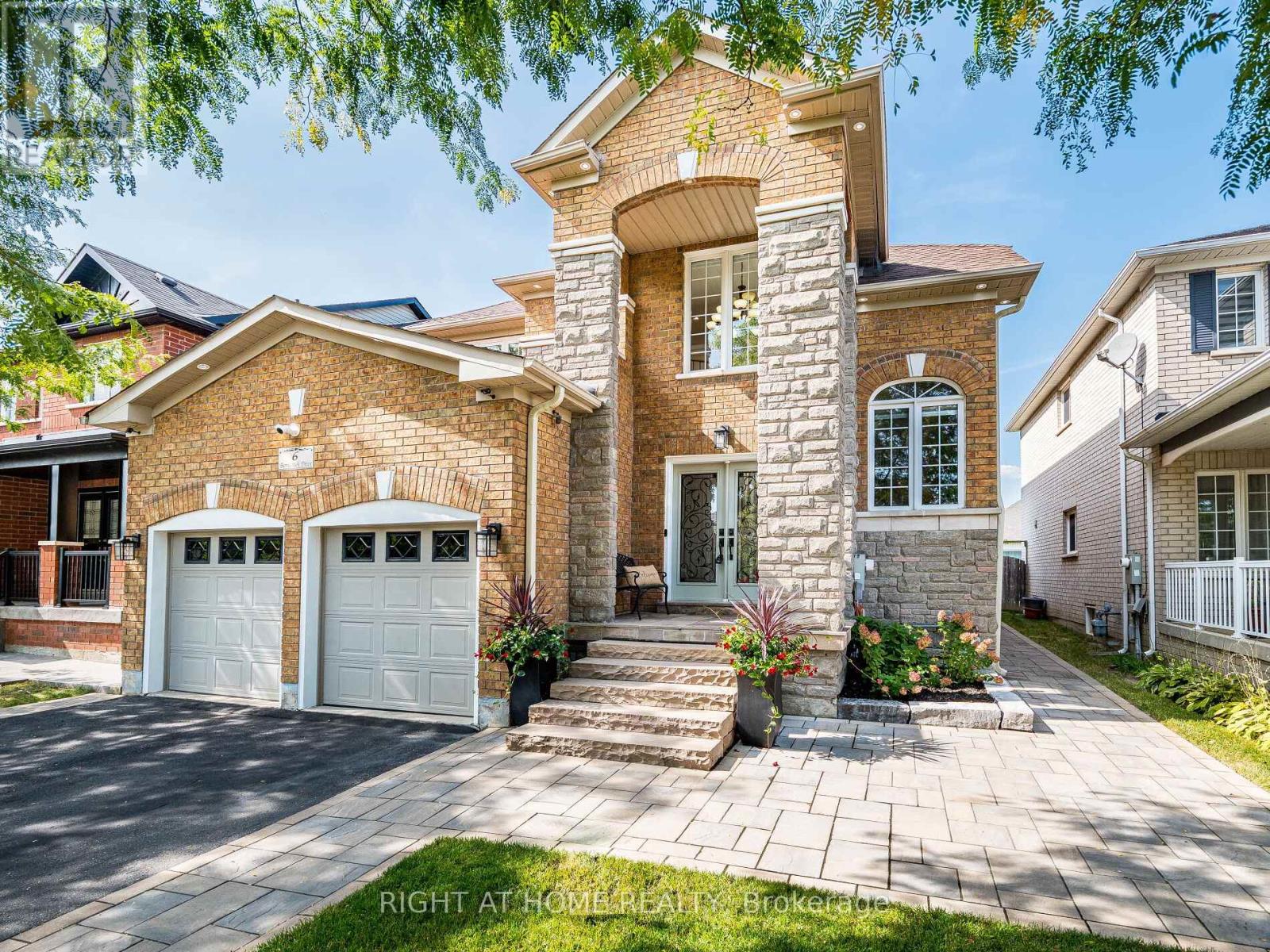 6 BERRYCREEK DRIVE|Brampton (Fletcher's Meadow), Ontario L7A2M7