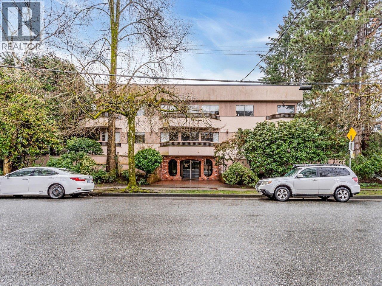 103 2190 W 8TH AVENUE|Vancouver, British Columbia V6K2A4