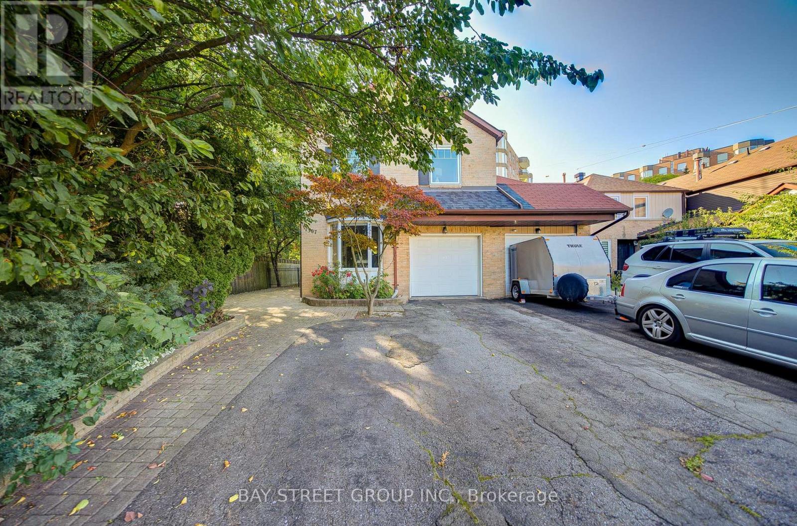 Property image for 1307 BARBERRY GREEN|Oakville (GA Glen Abbey), Ontario L6M2A7