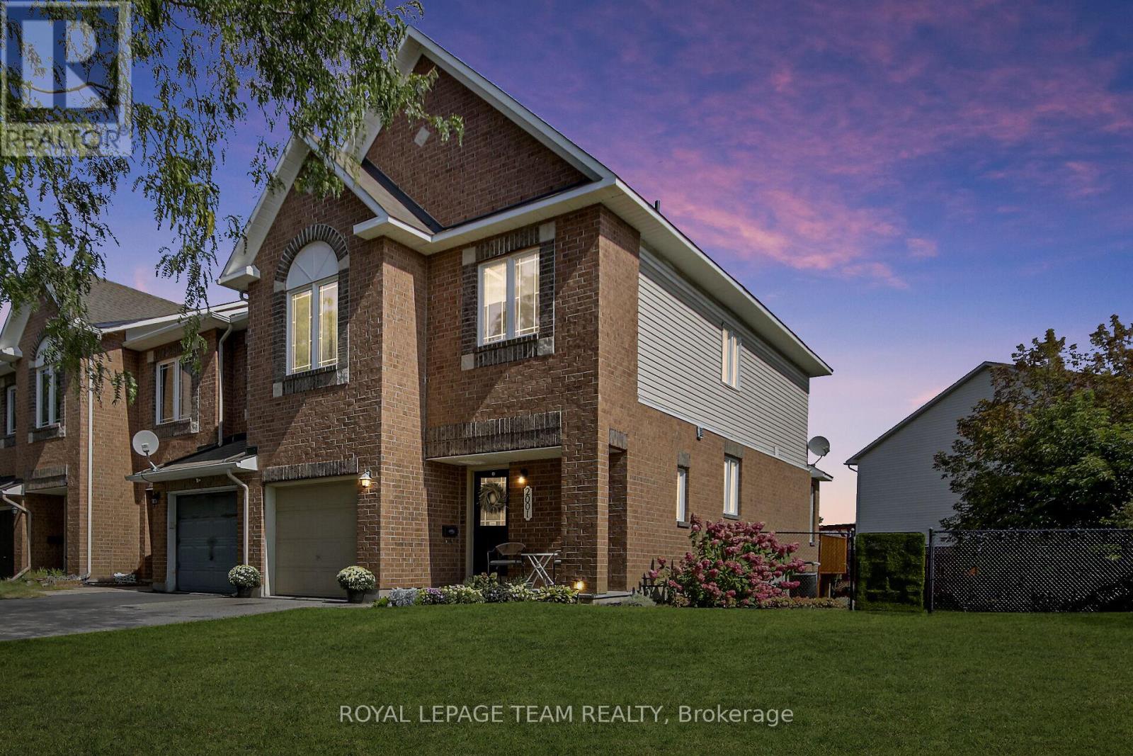 2001 DUNOLLIE CRESCENT|Ottawa, Ontario K2W1H5
