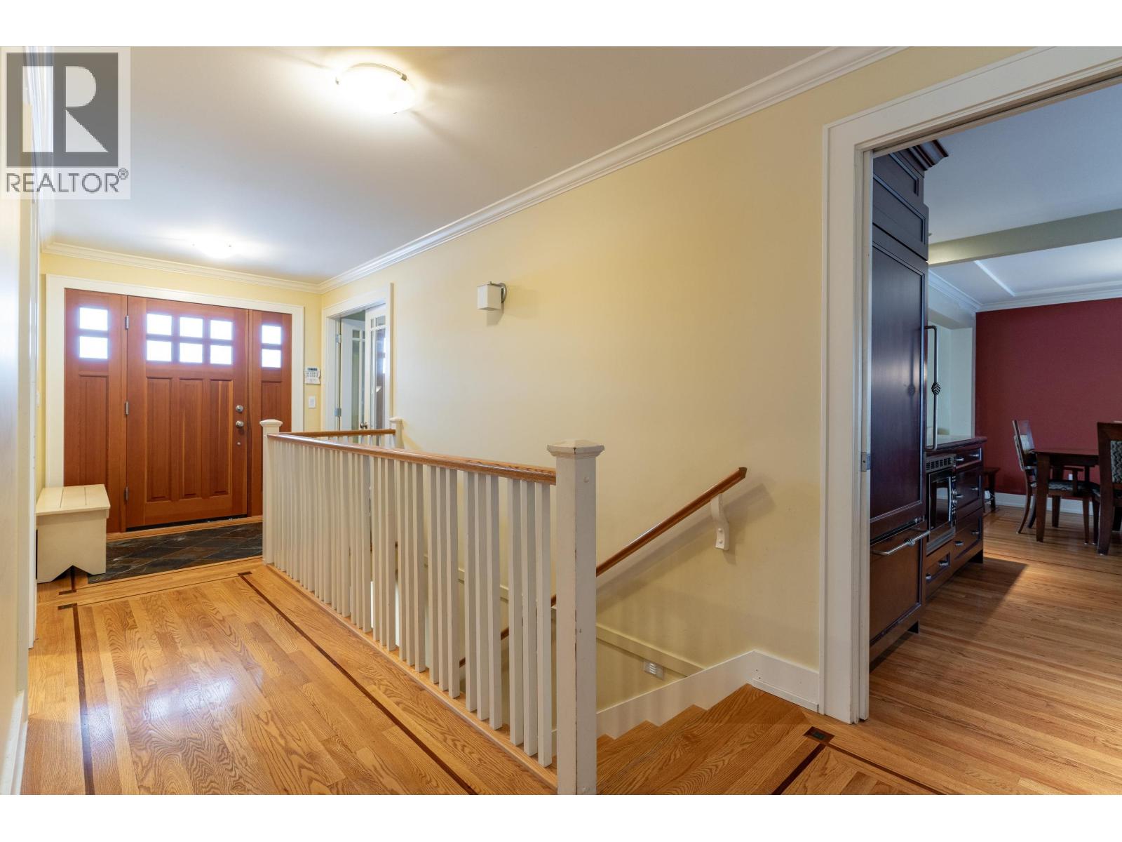 5570 BAILLIE STREET|Vancouver, British Columbia V5Z3M8