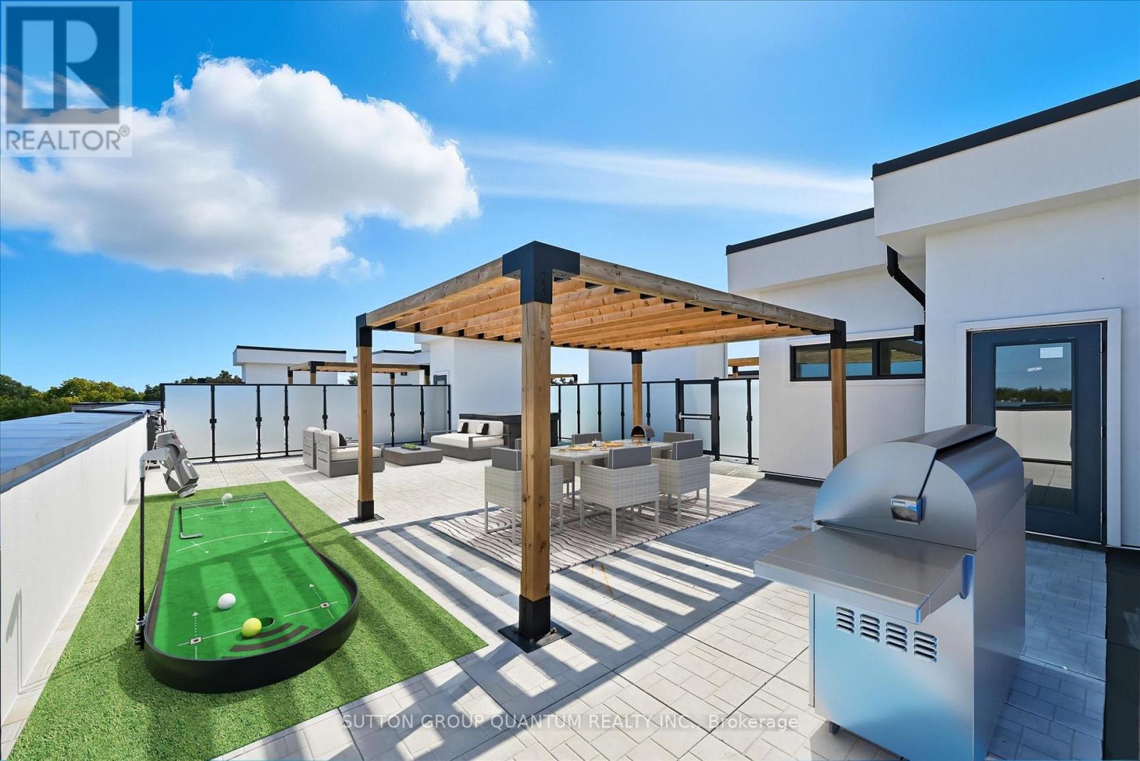 Property image for 409 - 123 MAURICE DRIVE|Oakville (CO Central), Ontario L6K2W6