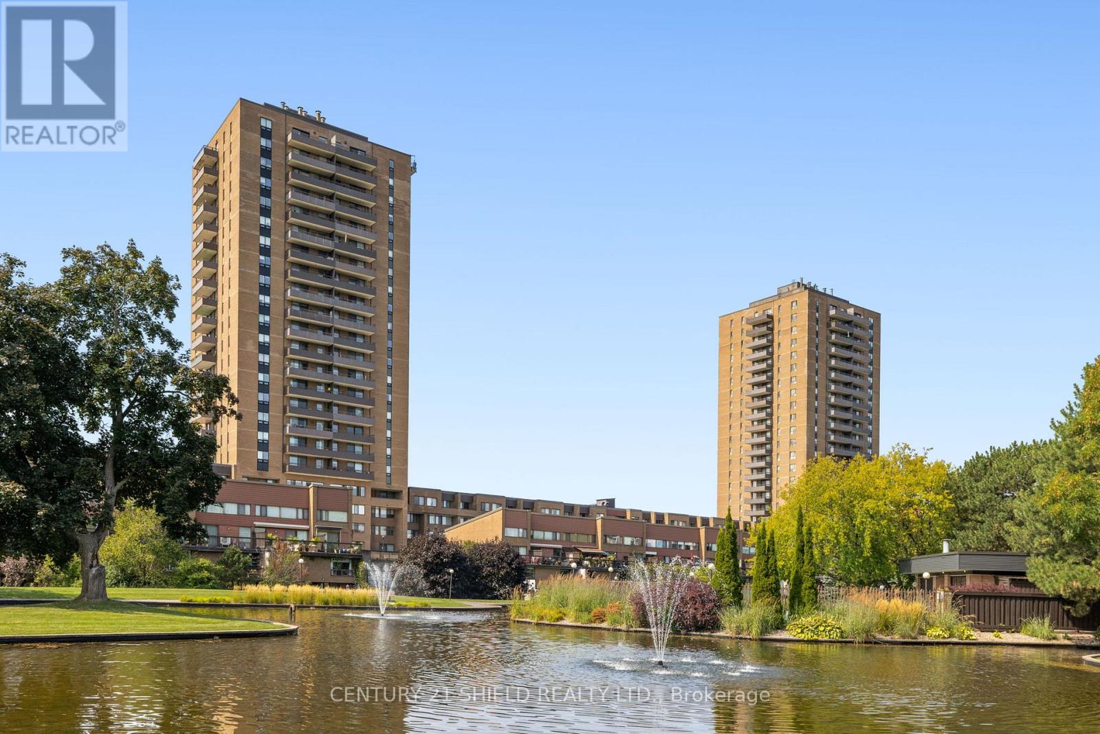 2102 - 505 ST LAURENT BOULEVARD|Ottawa, Ontario K1K3X4