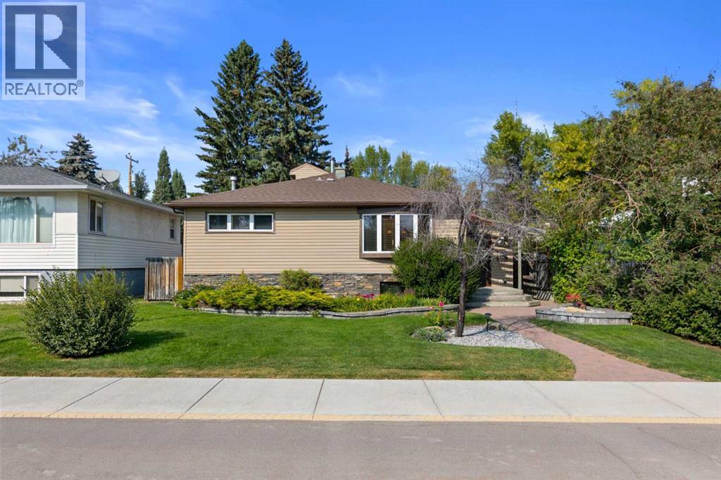 Property image for 2224 24 Avenue NW|Calgary, Alberta T2M1Z7