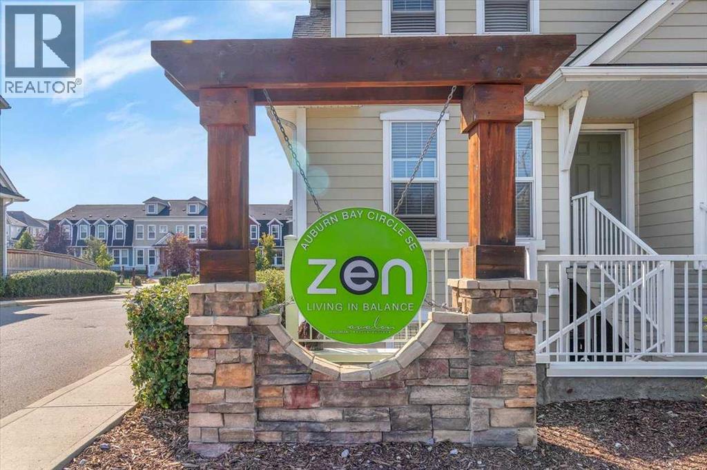 518 Auburn Bay Circle SE|Calgary, Alberta T3M2A3