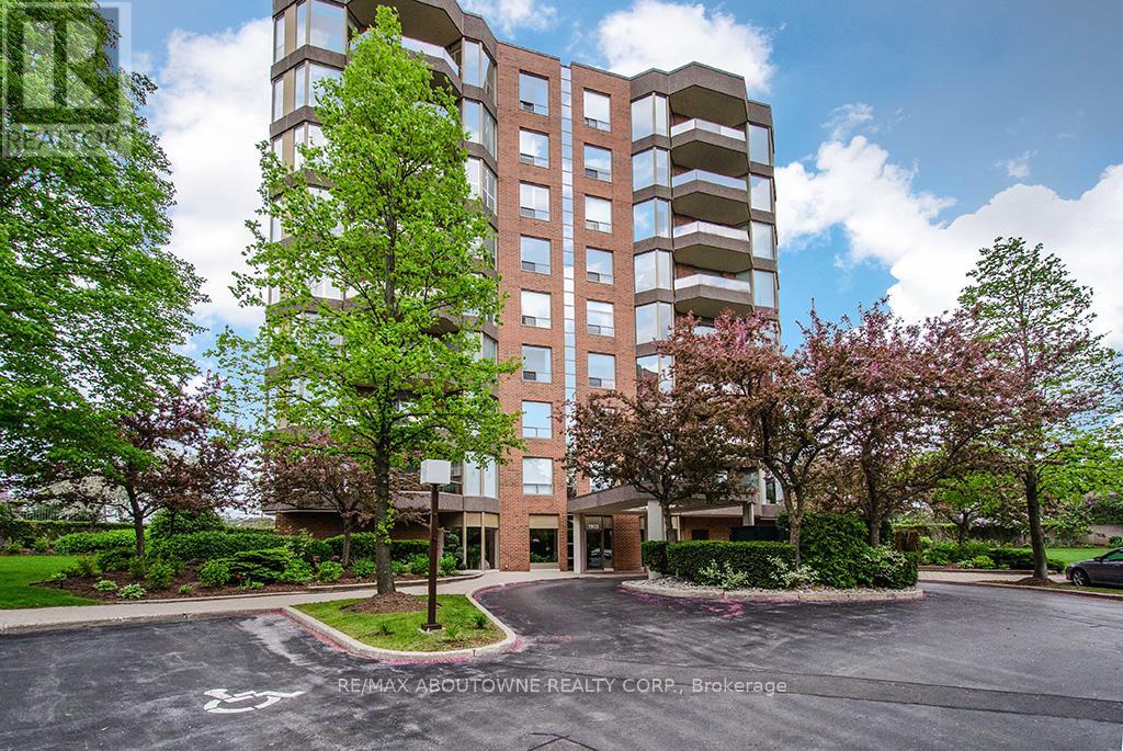 Property image for 504 - 1903 PILGRIMS WAY|Oakville (GA Glen Abbey), Ontario L6M2X1