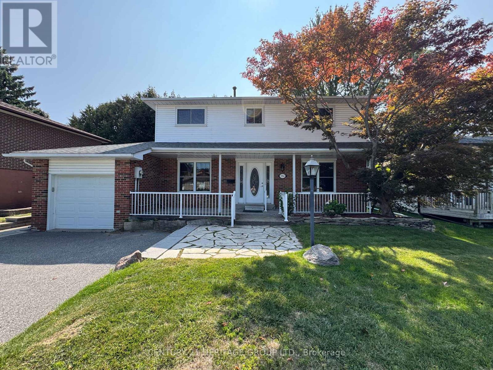 Property image for 584 ARNHEM DRIVE|Oshawa (O'Neill), Ontario L1G2J6