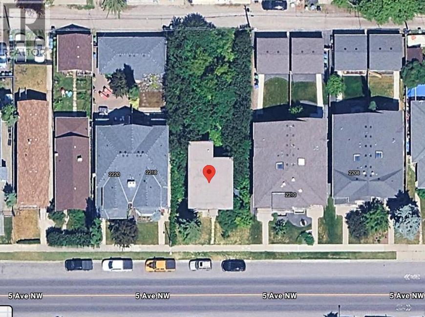 2216 5 Avenue NW|Calgary, Alberta T2N0S7