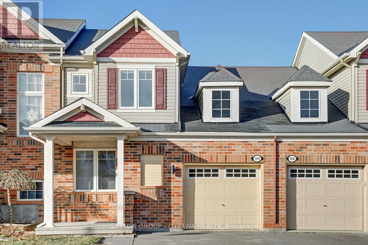 104 PAR-LA-VILLE CIRCLE|Ottawa, Ontario K2S0L7