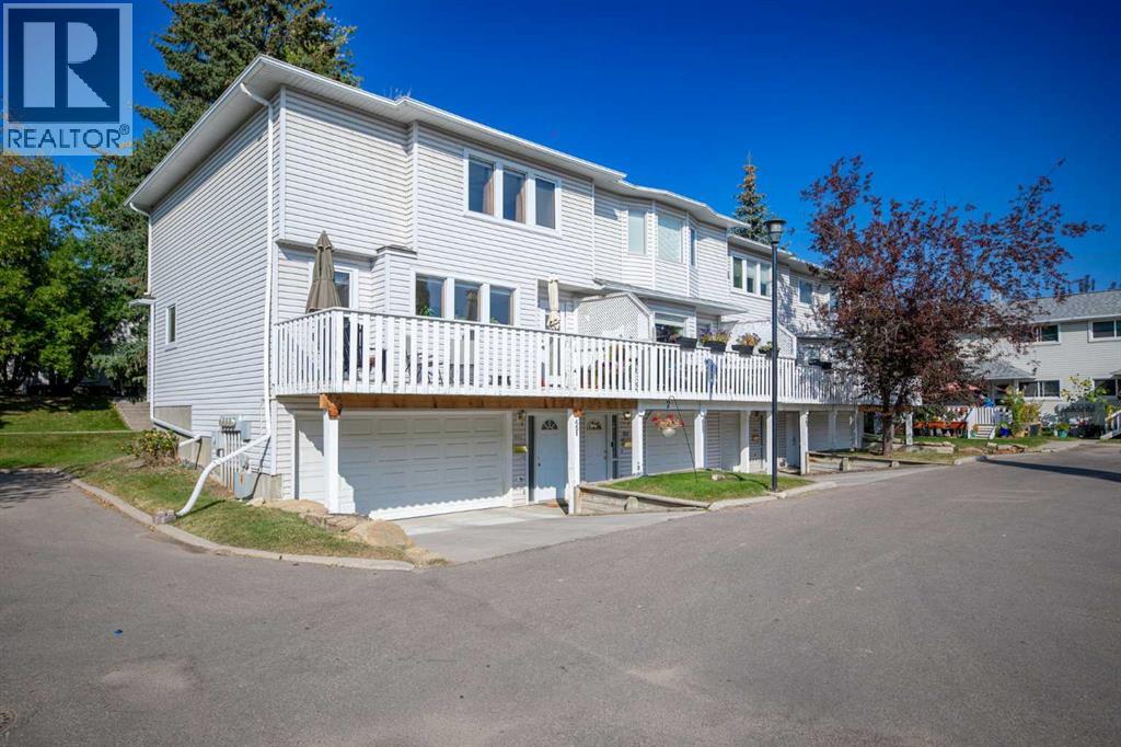 651 Killarney Glen Court SW|Calgary, Alberta T3E7H4