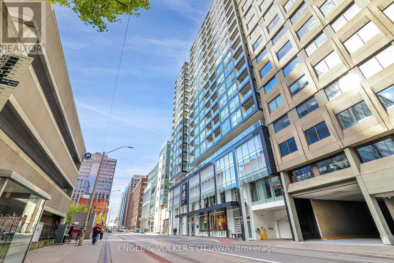 2203 - 199 SLATER STREET|Ottawa, Ontario K1P0C8