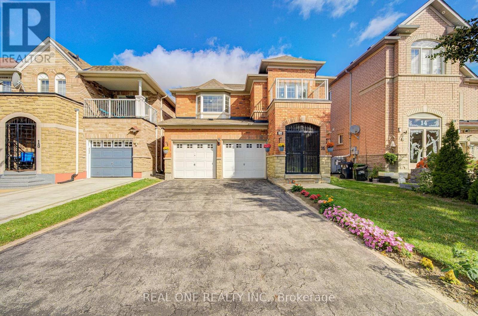 16 BOULDERBROOK DRIVE|Toronto (Rouge), Ontario M1X2C1