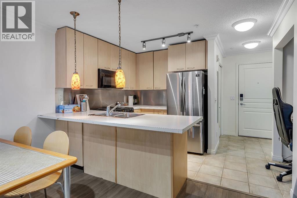 327, 22 Richard Place SW|Calgary, Alberta T3E7N6