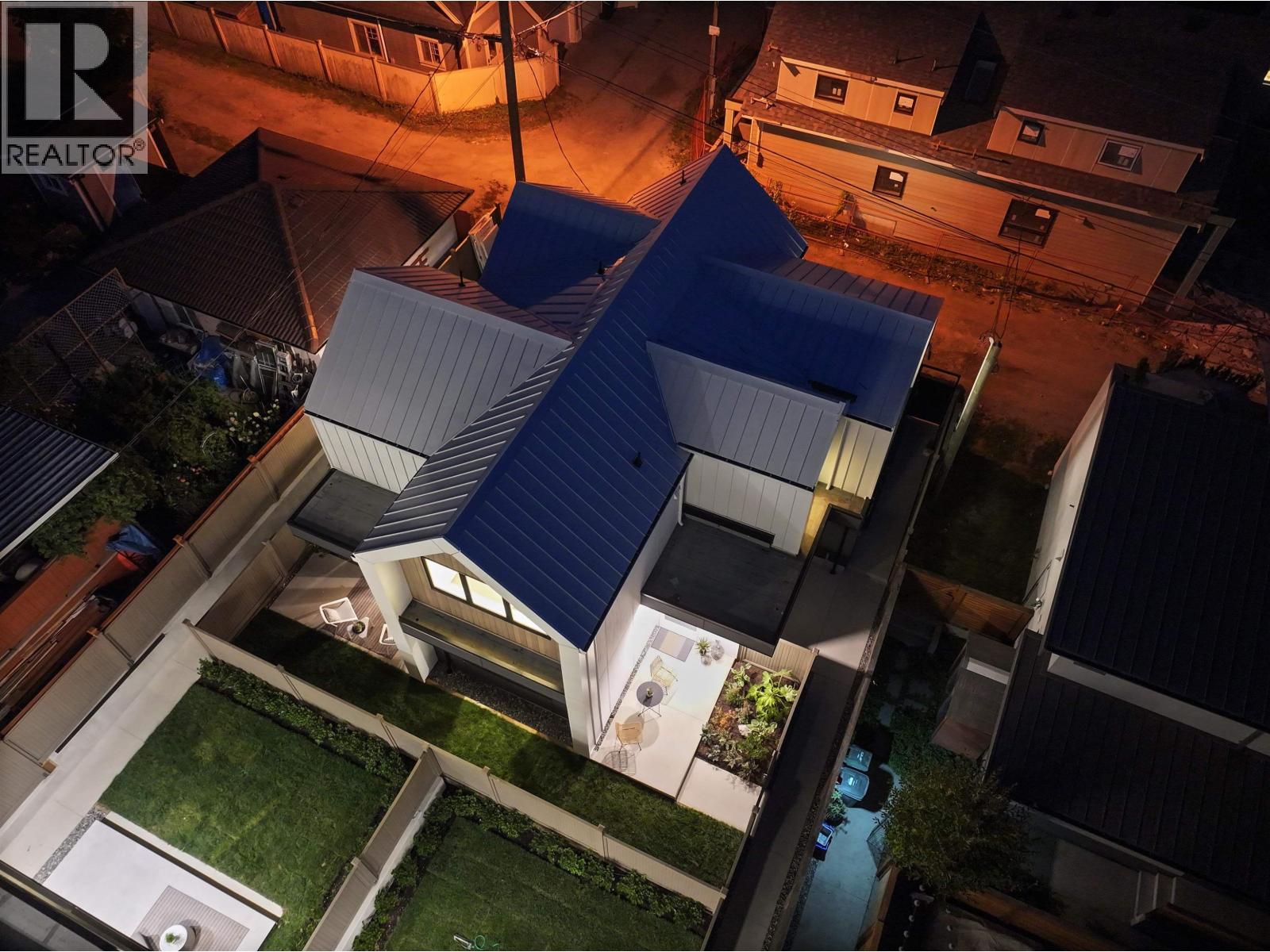 1630 E 21ST AVENUE|Vancouver, British Columbia V5N2N5