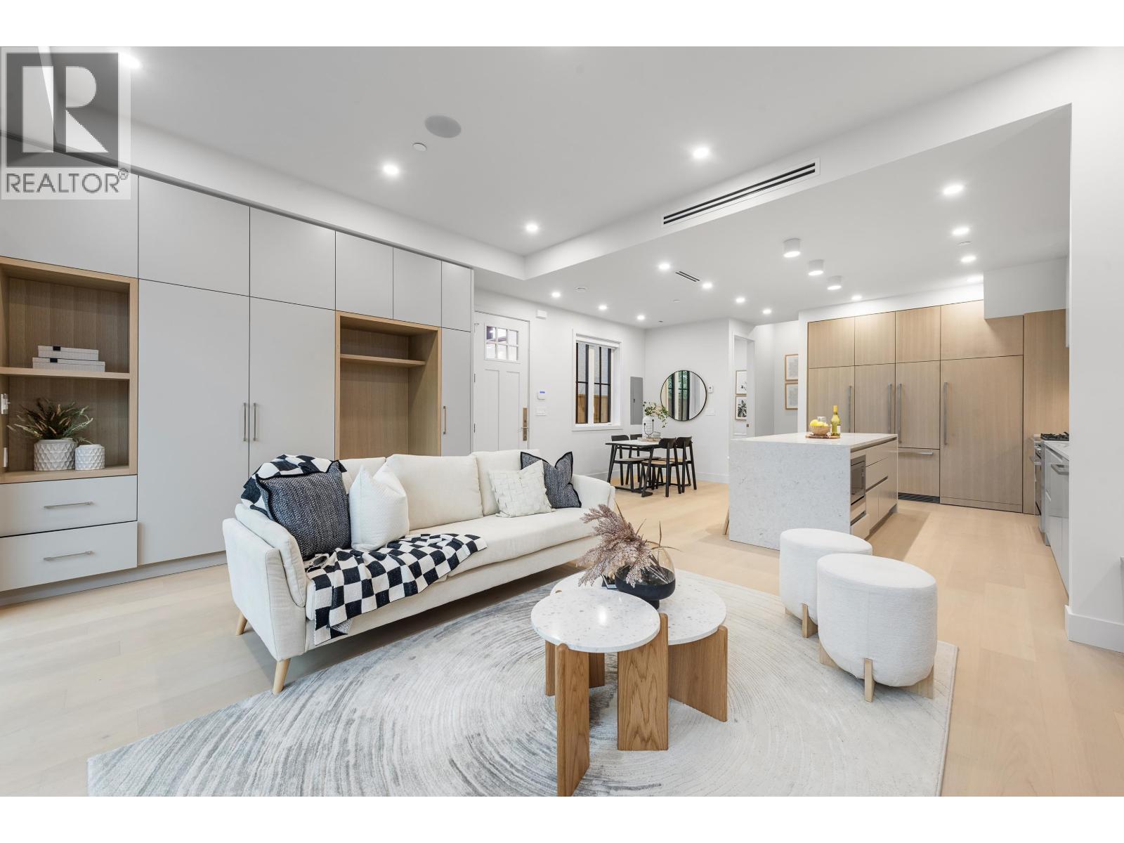 Property image for 2 2136 E 10TH AVENUE|Vancouver, British Columbia V5N1Y1