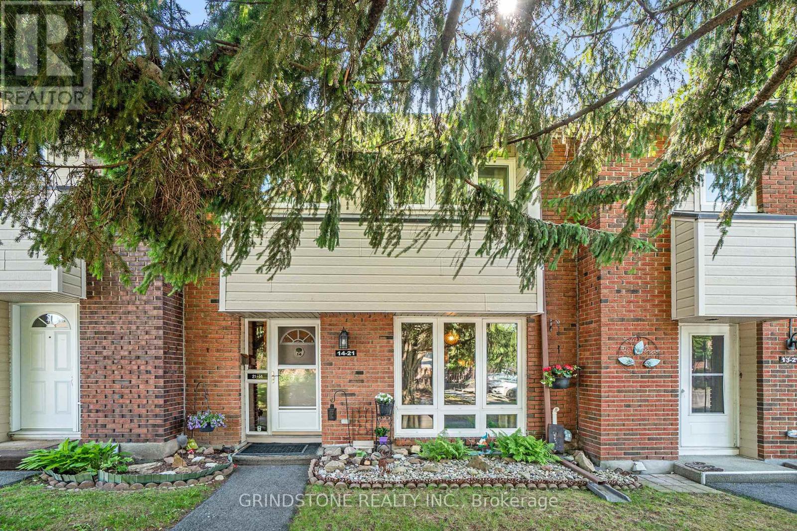 14 - 21 MIDLAND CRESCENT|Ottawa, Ontario K2H8P6