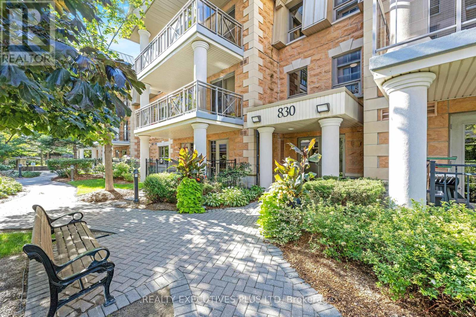 313 - 830 SCOLLARD COURT|Mississauga (East Credit), Ontario L5V0A2