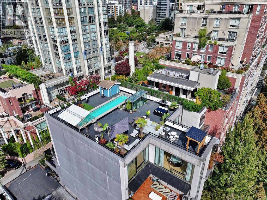 PH 1245 HOMER STREET|Vancouver, British Columbia V6B2Y9