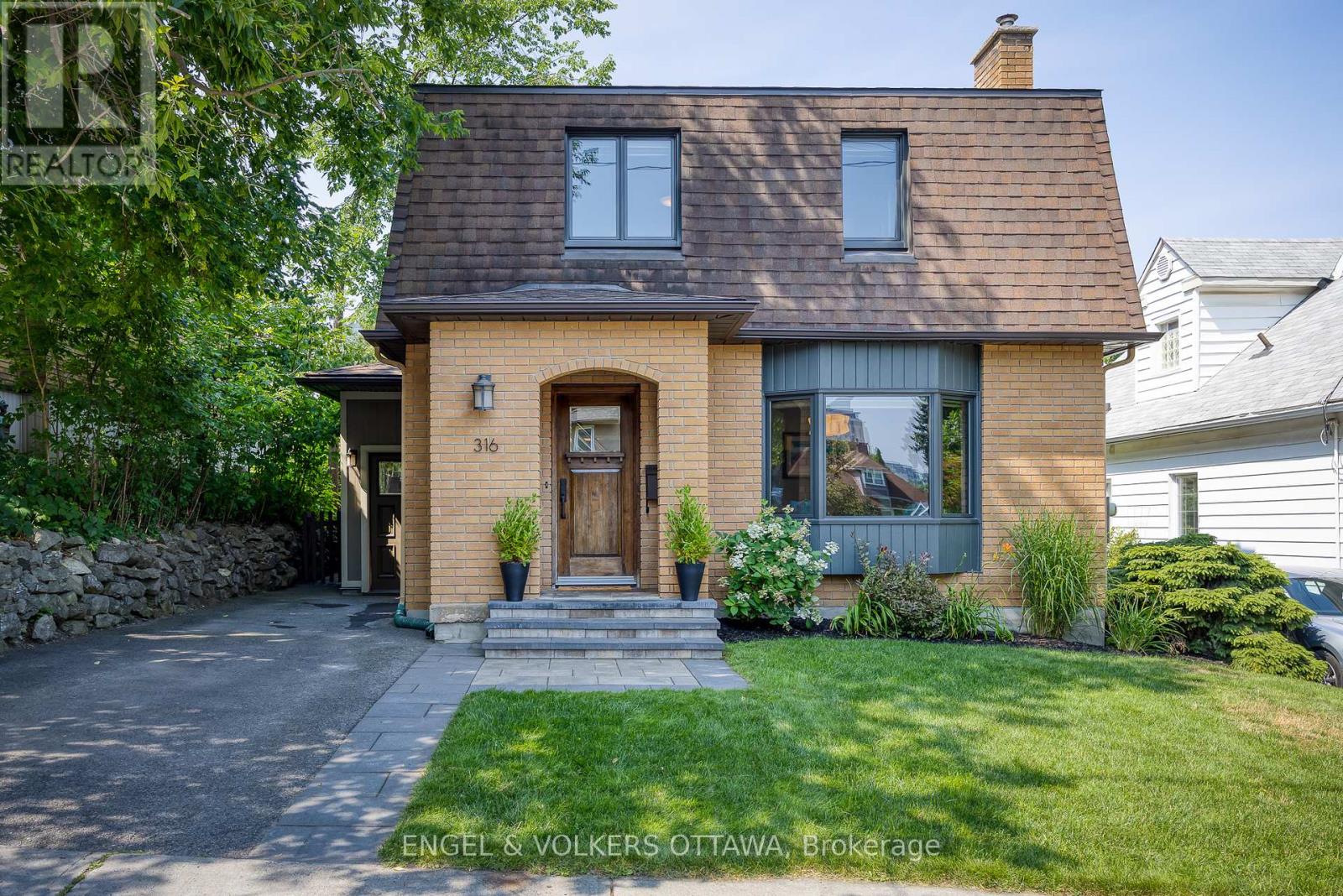 316 FAIRMONT AVENUE|Ottawa, Ontario K1Y1Y8