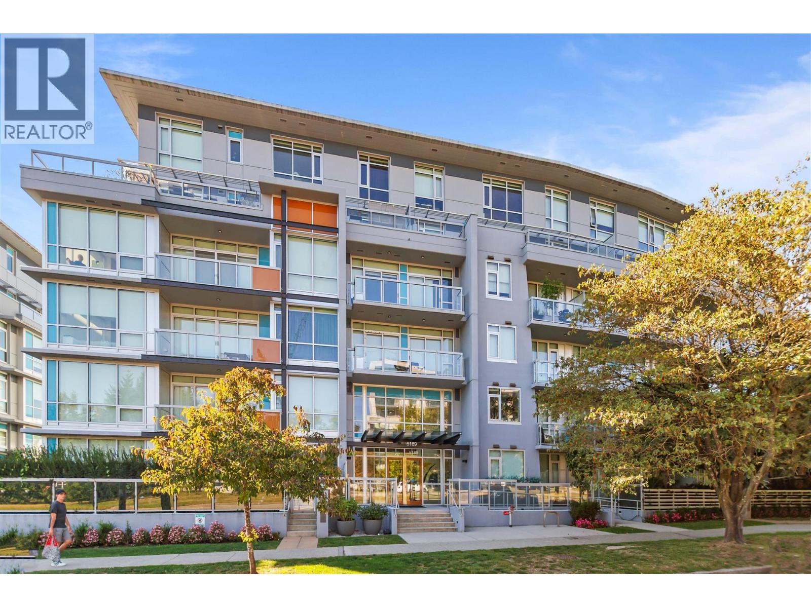 108 5189 CAMBIE STREET|Vancouver, British Columbia V5Z2Z6