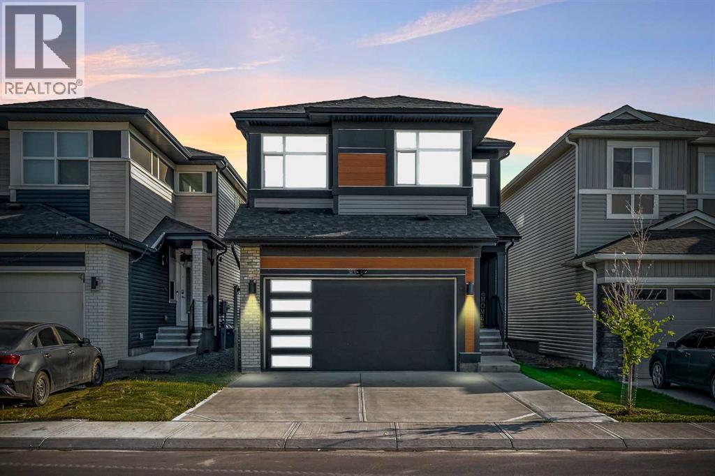 313 Corner Meadows Way NE|Calgary, Alberta T3N1Y5