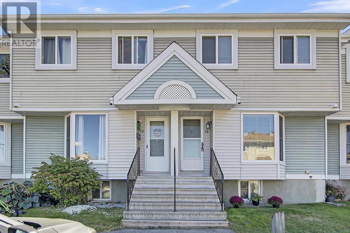 42 - 36 MCDERMOT COURT|Ottawa, Ontario K2L3V3