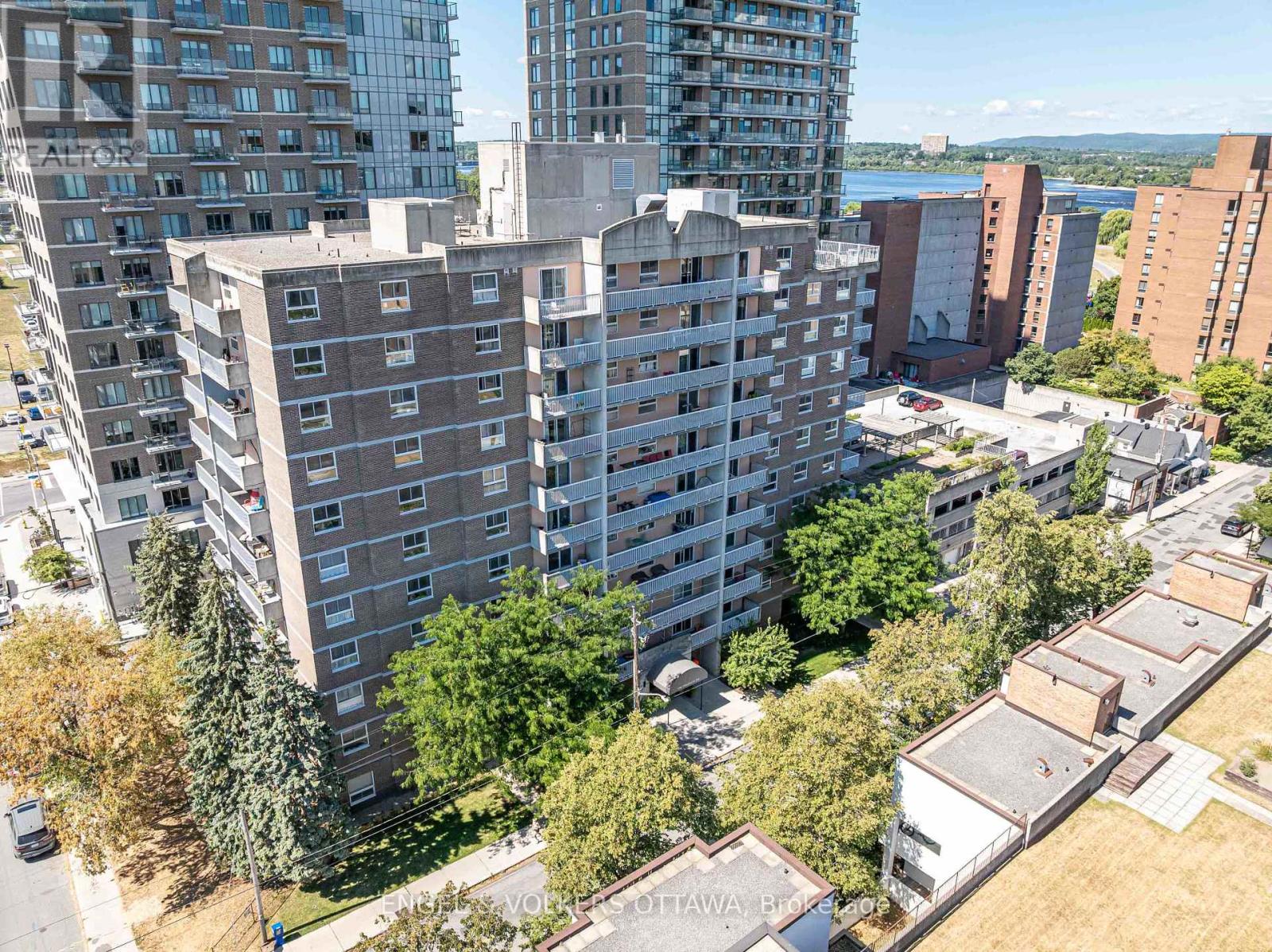 401 - 110 FORWARD AVENUE|Ottawa, Ontario K1Y4S9