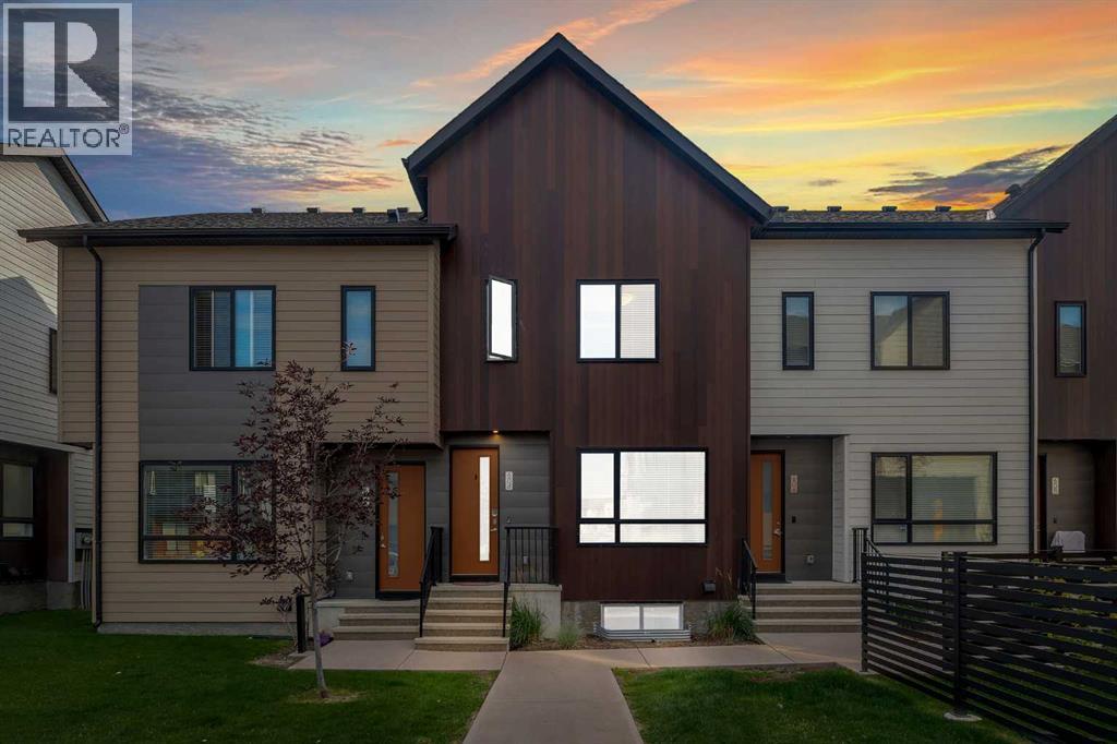 604 Redstone Crescent NE|Calgary, Alberta T3N1M3