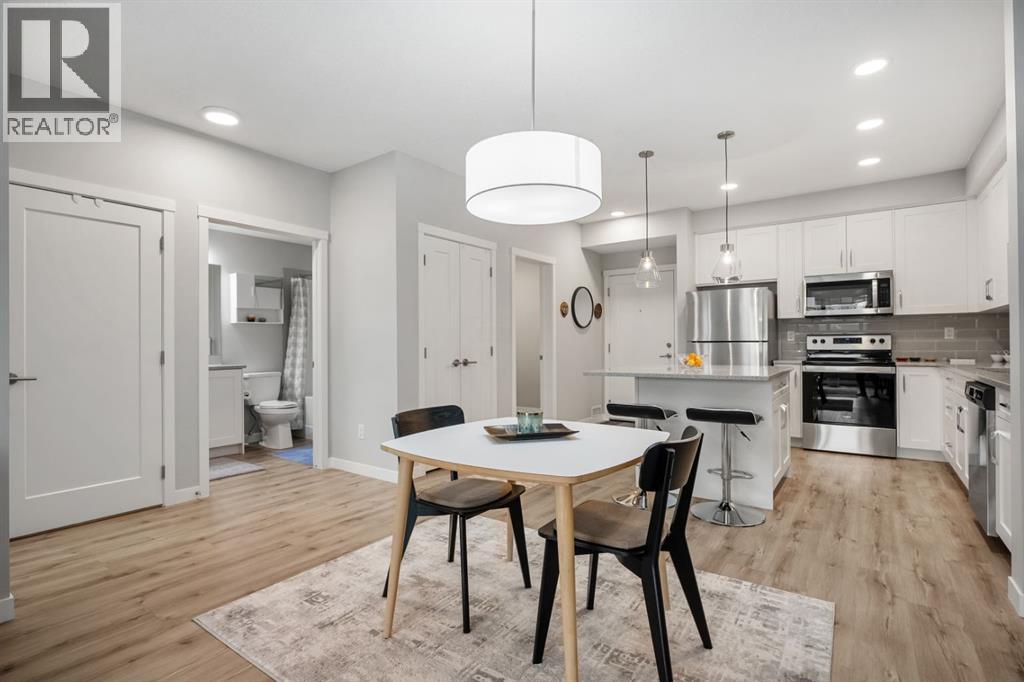 205, 150 Shawnee Square SW|Calgary, Alberta T2Y0T6